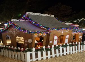 Winter Fantasy Sawdust Festival Laguna Beach gingerbread house arts crafts holiday fun www.lagunabeachcommunity.com/winter-fantasy-sawdust-laguna-beach Winter Fantasy Sawdust Festival Laguna Beach arts crafts gingerbread house holiday fun
